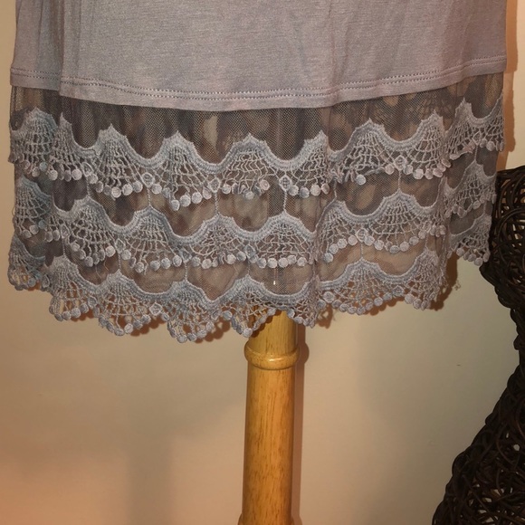 Blue gray mini dress with lace hem - Picture 3 of 3